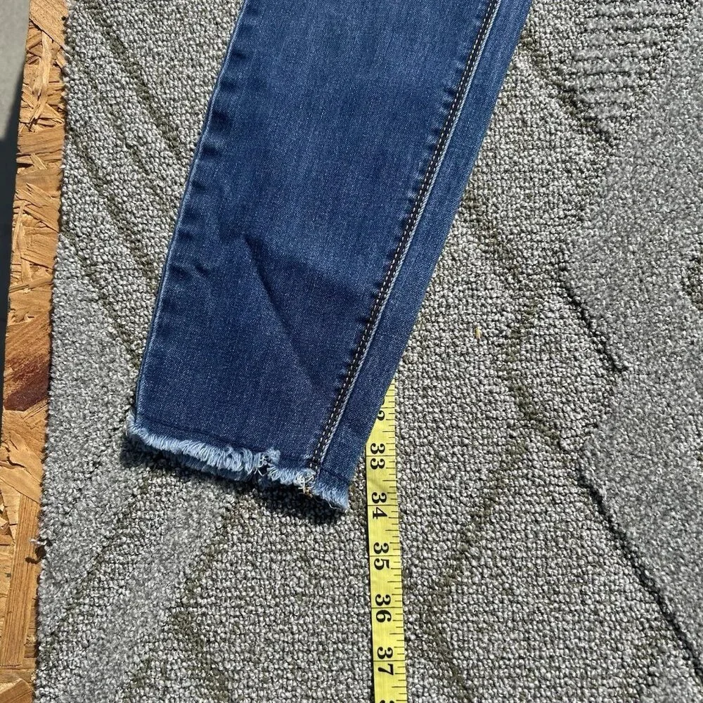 Women's Blue Jeans - Picture 9 of 12